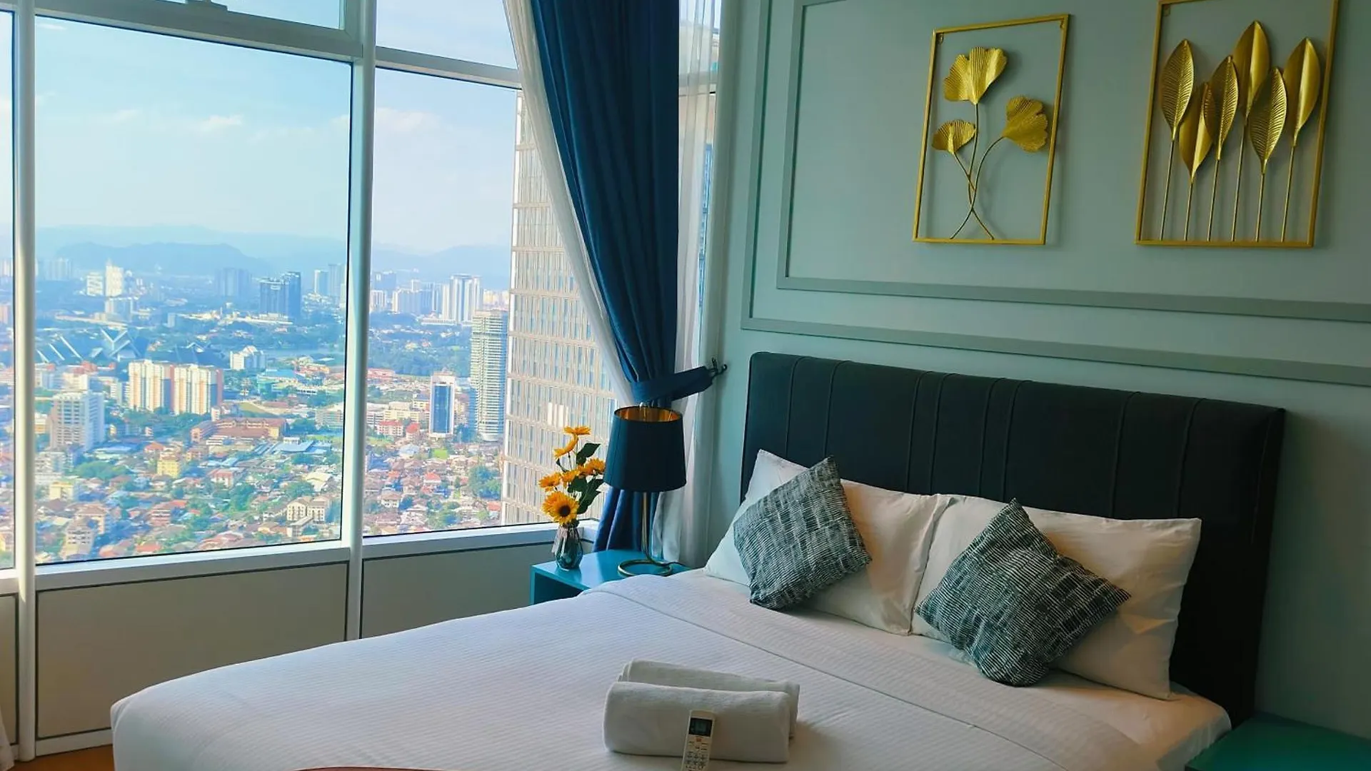 Sky Suites Klcc By Near Petronas Twin Tower Kuala Lumpur Apartment