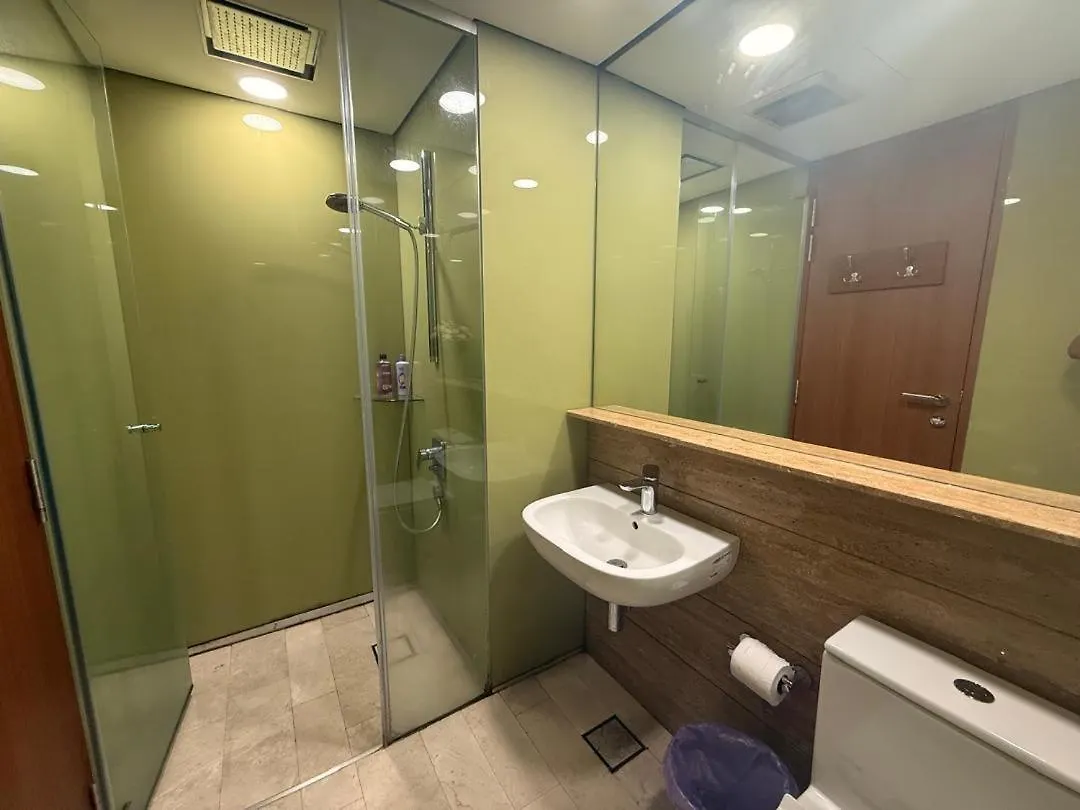 Apartment Sky Suites Klcc By Near Petronas Twin Tower Kuala Lumpur Malaysia